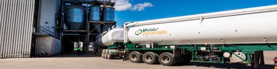 Woods Stockfeeds Loading (1).jpg