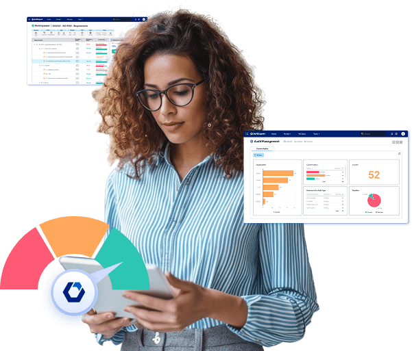 Profissional utilizando a plataforma SoftExpert