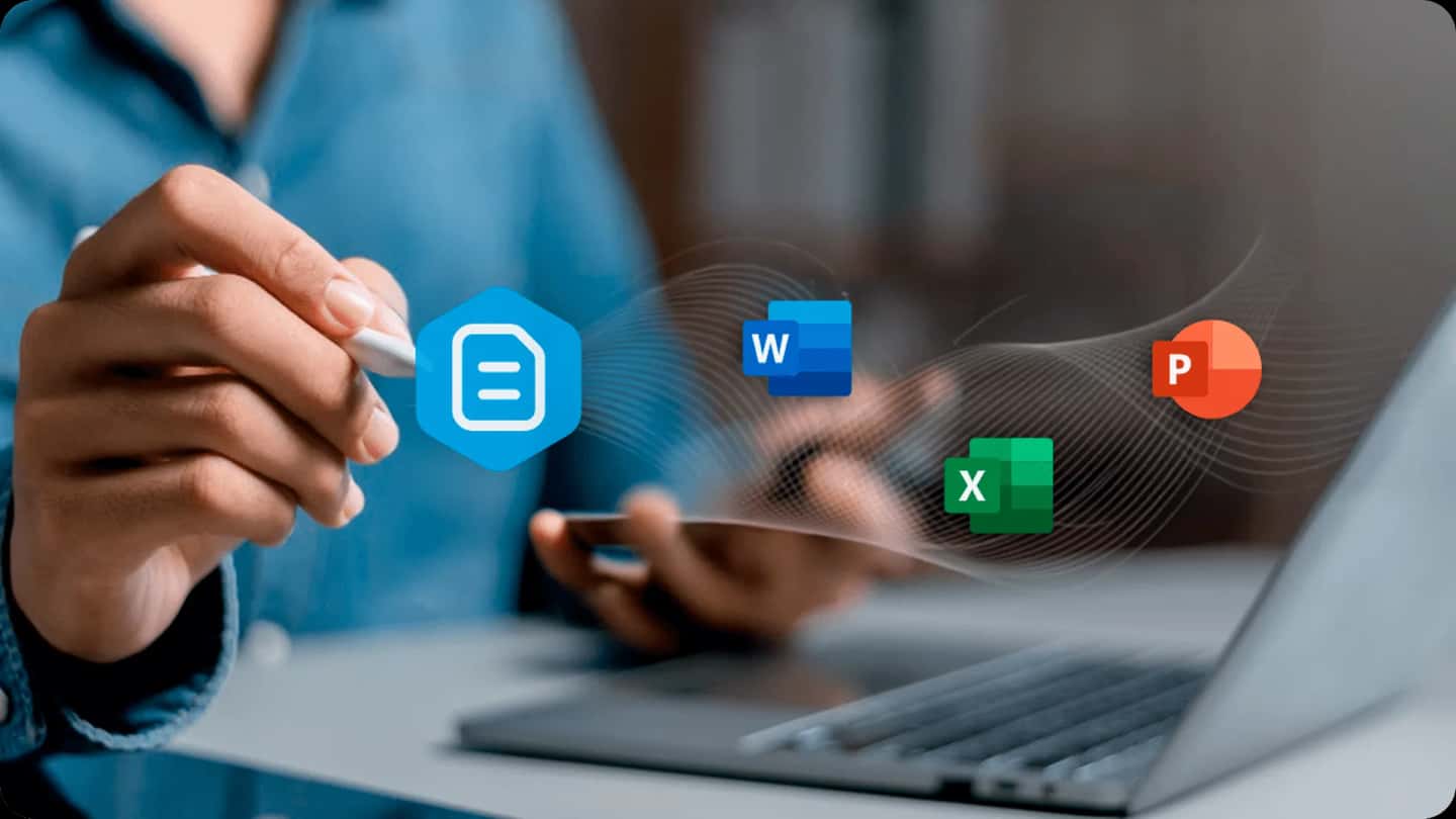 mão usando uma caneta touch e um smartphone em frente a um notebook, com ícones digitais do Word, Excel, PowerPoint e sistema de gestão de documentos, representando ferramentas de produtividade.